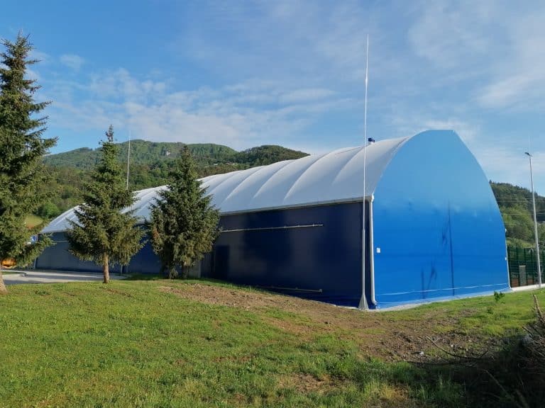 Tenis hala 19x37m